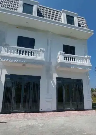 Bán nhà 1 trệt 1 lầu phong cách châu âu tân cổ điển