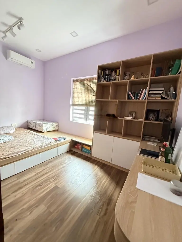 Nhà Ngay Gò Dầu, Tân Phú, 46m2, gồm 4 phòng ngủ, 4wc