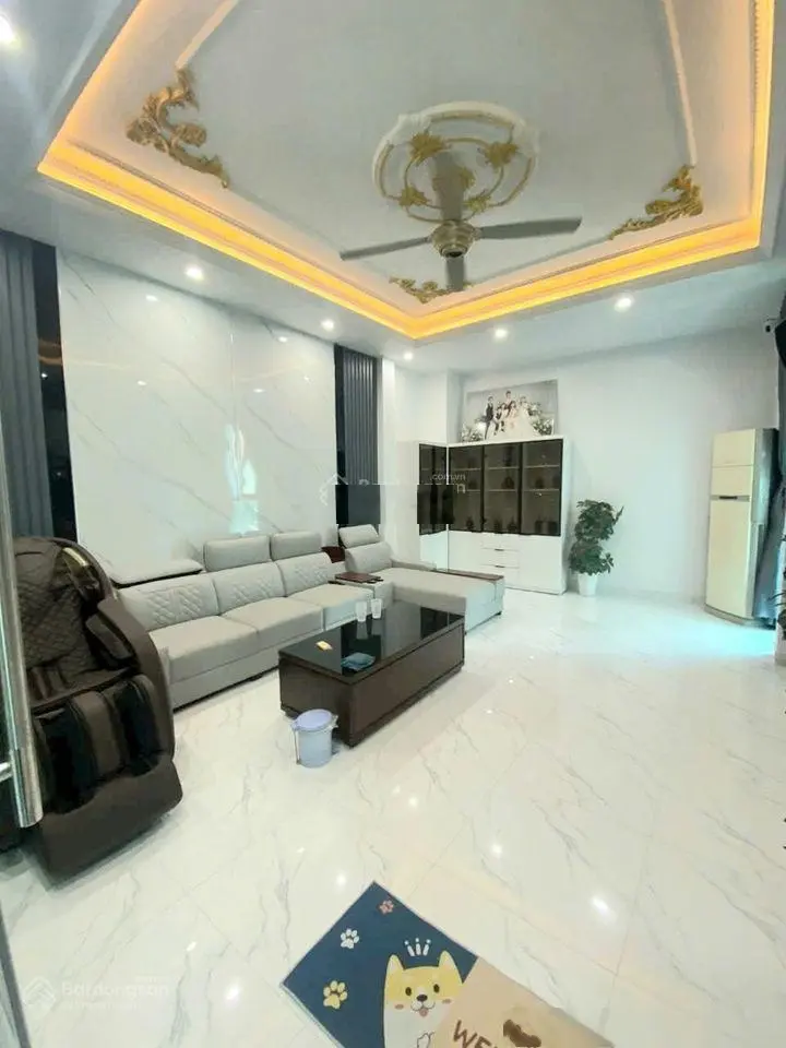 Nhà 4 tầng độc lập lô góc 2 mặt thoáng, có cầu thang máy, ô tô vào nhà tại Trang Quan An Đồng
