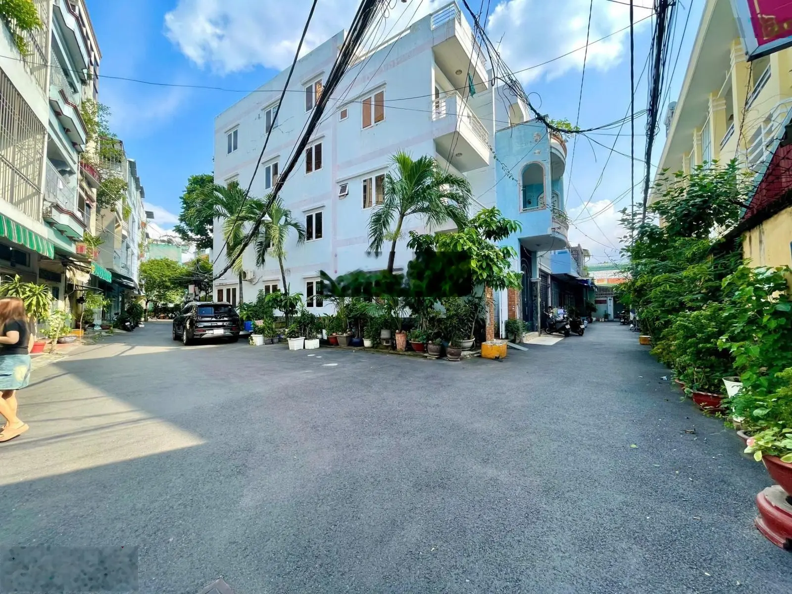 Nhà đẹp, 2 mặt tiền hẻm 5m, vị trí hiếm, sát MT Phan Văn Trị, Kế Cityland, 5 tầng 68m2, 10.9 tỷ