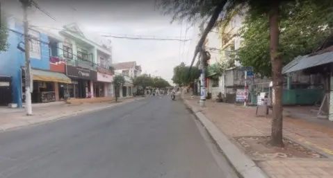 Nhà 2 mặt tiền 1 trệt 1 lầu đường thuận tiện kinh doanh mua bán, đường Bà Triệu, Hóc Môn.Giá 1 tỷ 5