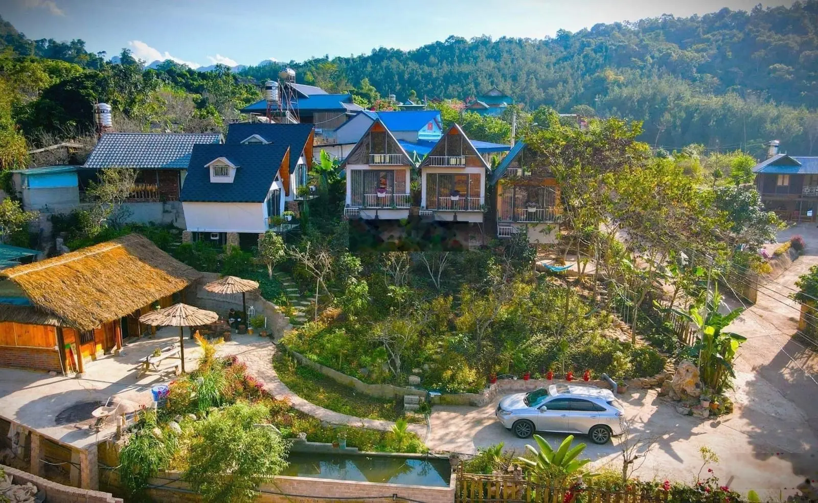 Bán Homestay xinh đẹp có 5 căn bungalow 2 nhà đất kiểu Mông đang kinh doanh hiệu quả