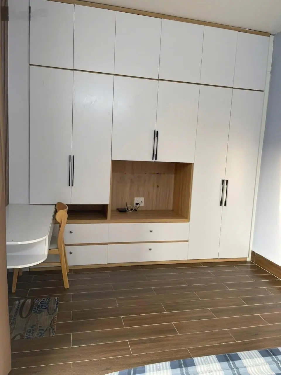 Bán nhà hoàn thiện sẵn có hợp đồng thuê tại Suncasa 1 Hoà Phú Thủ Dầu Một. Giá 2tỷ9