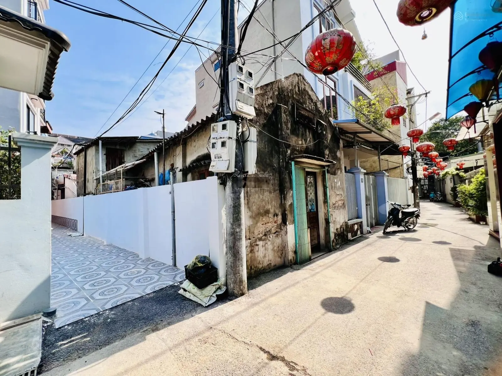 Bán nhà 5 tầng Ngô Quyền Hà Đông nhà mới, ô tô đỗ cổng, giá chỉ 7.99 tỷ