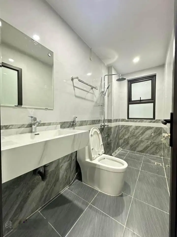 BÁN NHÀ XÂY MỚI ĐẸP LUNG LINH LẠI YÊN - HOÀI ĐỨC DT 40M2, GIÁ 3.65 TỶ