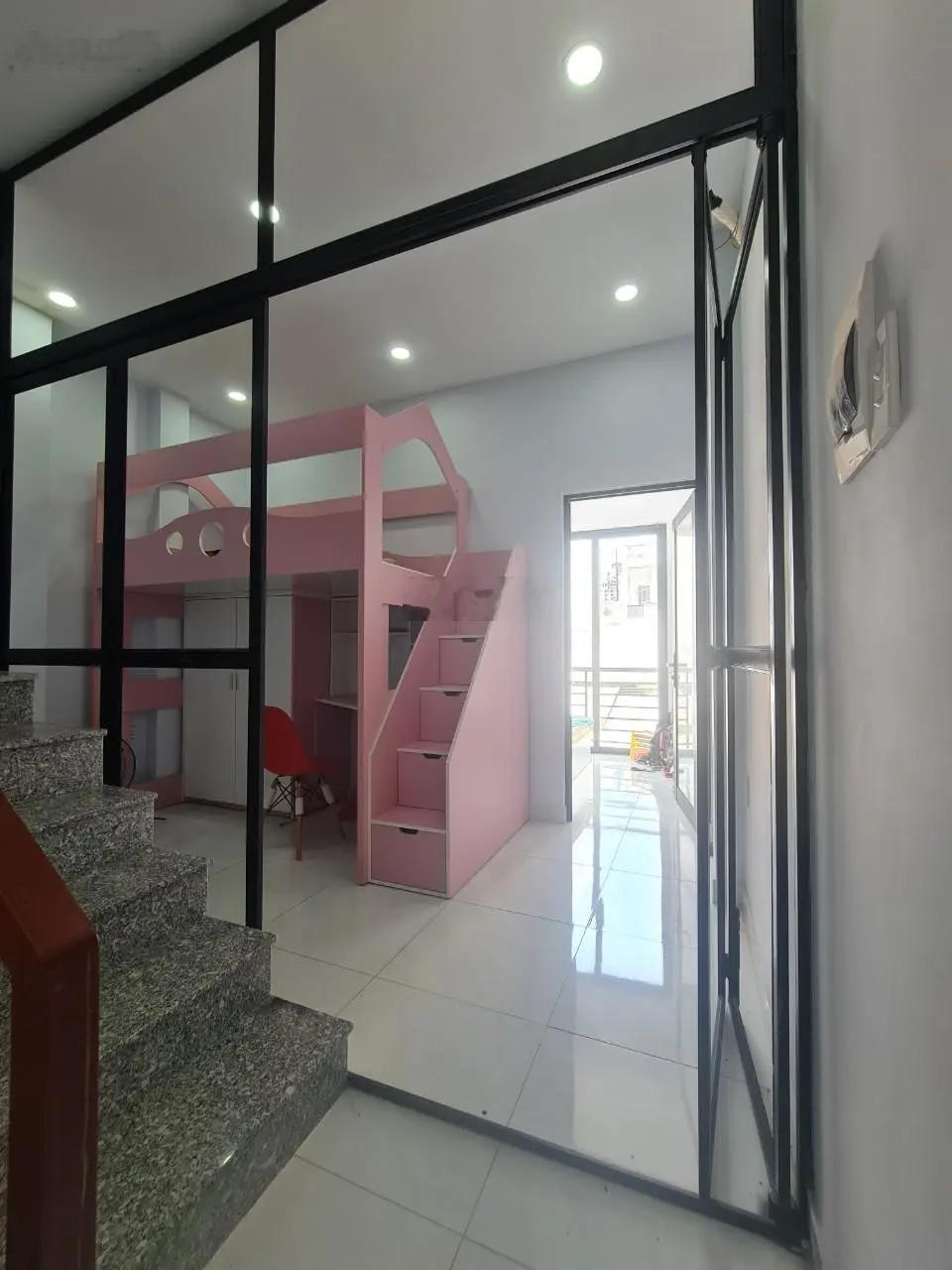 Bán nhà đường Cư Xá Phú Lâm A Q6. 3 tỷ 550 TL sổ hồng-không quy hoạch-hoàn công-KLG-2 tầng BTCT