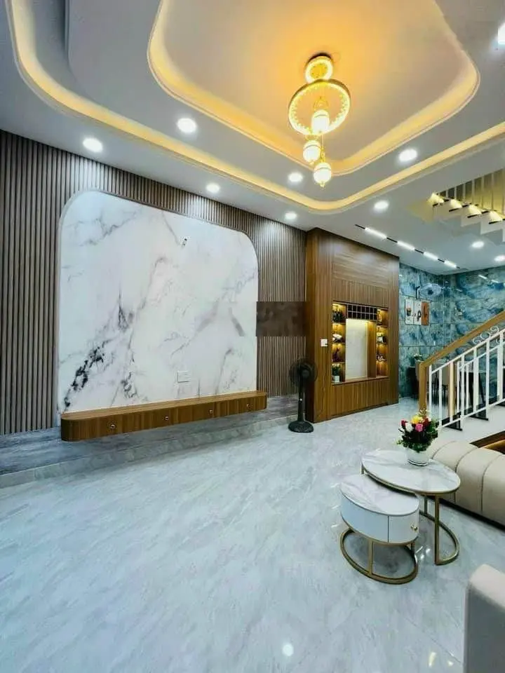 Nhà Đẹp Giá Mềm Cần Bán Gấp Bàn Cờ, Quận3, 4tỷy3, 60m2, 2T,2PN,2WC,SHR, Hẻm xe hơi 5m, Quay Đầu tốt