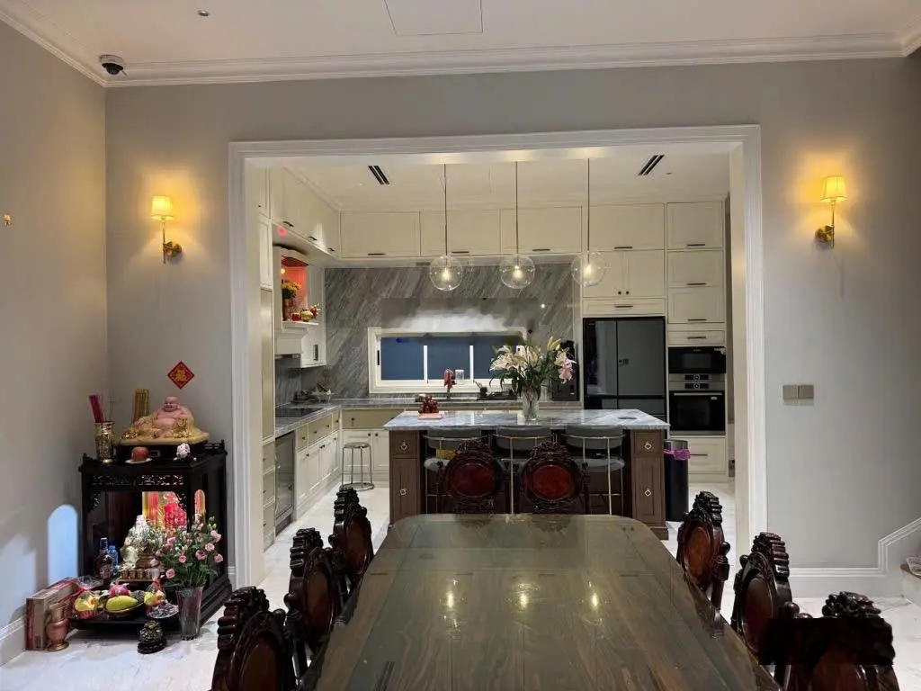 SIÊU PHẨM MT Ng Văn Thủ Q1+ Ngang KHỦNG 8.5m+DT124m2+5Tầng+Gần GEM CENTER+Mới xây+Thang máy-Chỉ88ty
