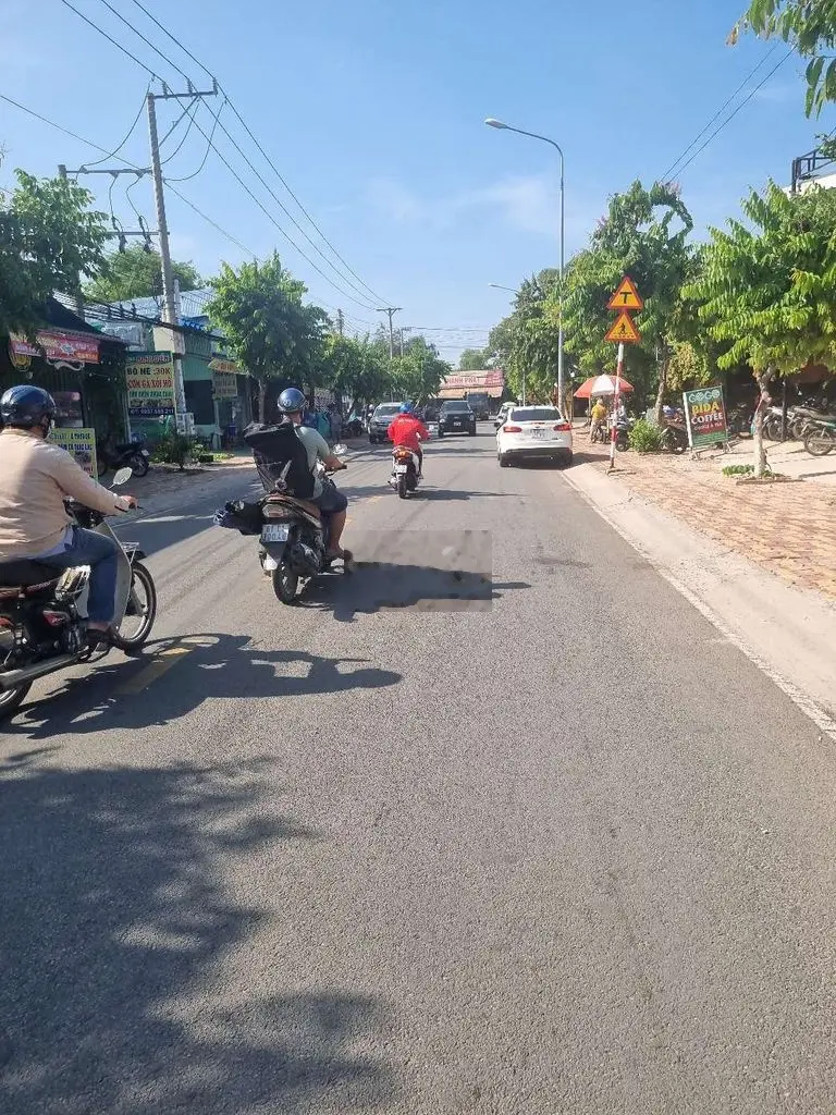 Đất Mặt Tiền Kinh Doanh Nguyễn Chí Thanh
