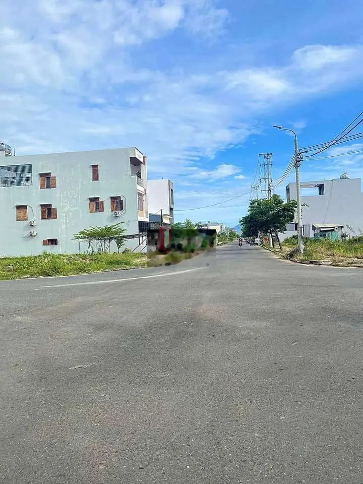 Bán đất vị trí đẹp, dt khủng 110m2, đg 7m5 cách Võ Chí Công 50m