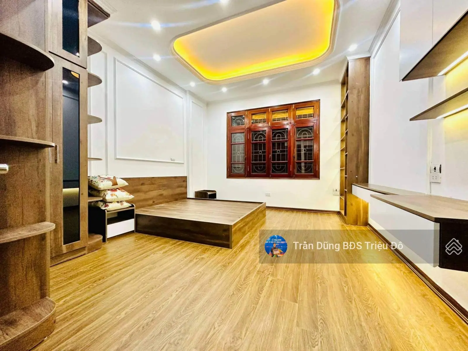 Vẻ đẹp khó cưỡng - Nhà đẹp Phố Hào Nam gần Ga Cát Linh 35m/6Tầng/MT 4.2m - 6.8 tỷ, sổ vuông