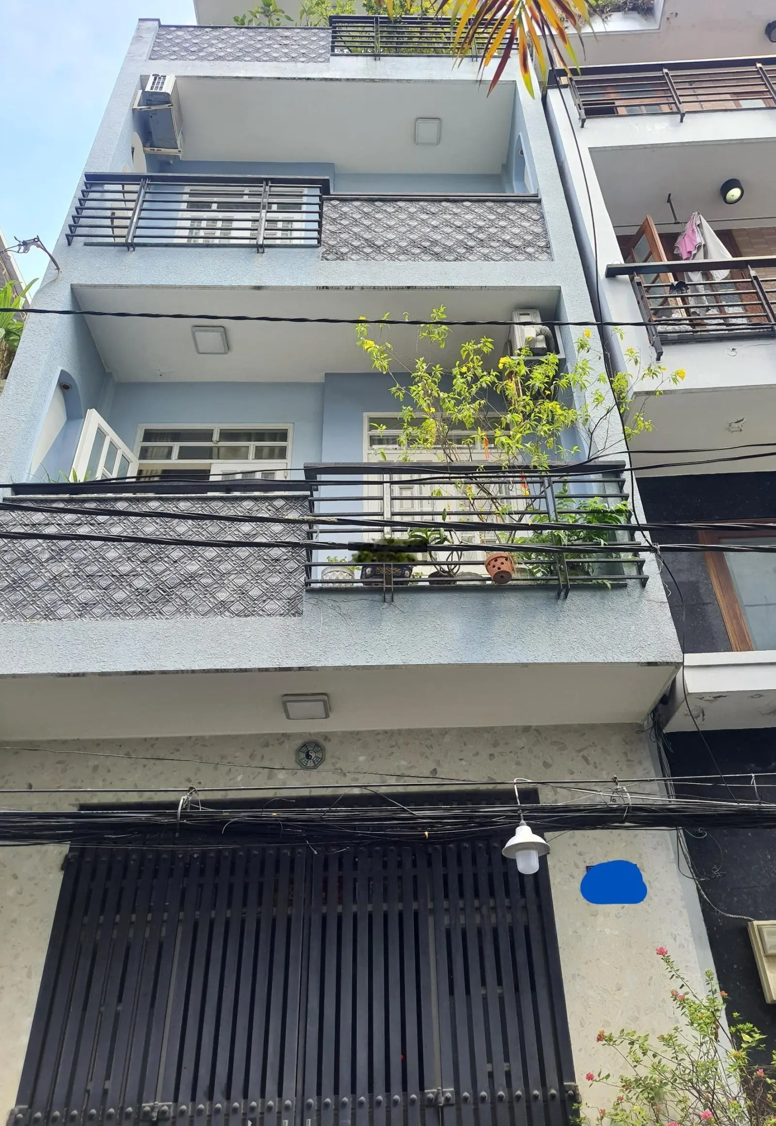 4.2x12m, 4 lầu, Nhà hẻm 6m Lê Văn Sỹ, ngay trung tâm phố thời trang, Giá 11.8 tỷ
