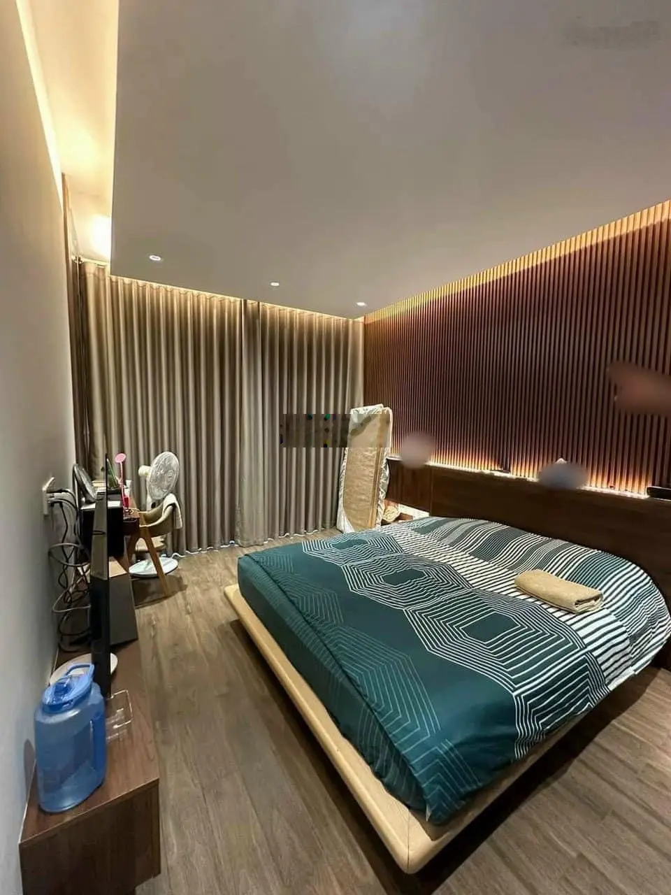Xuất cảnh bán gấp biệt thự MT khu Tên Lửa, 270m2, có hồ bơi, NT 5 sao, 25.8 tỷ. 0914 994 *** Hậu