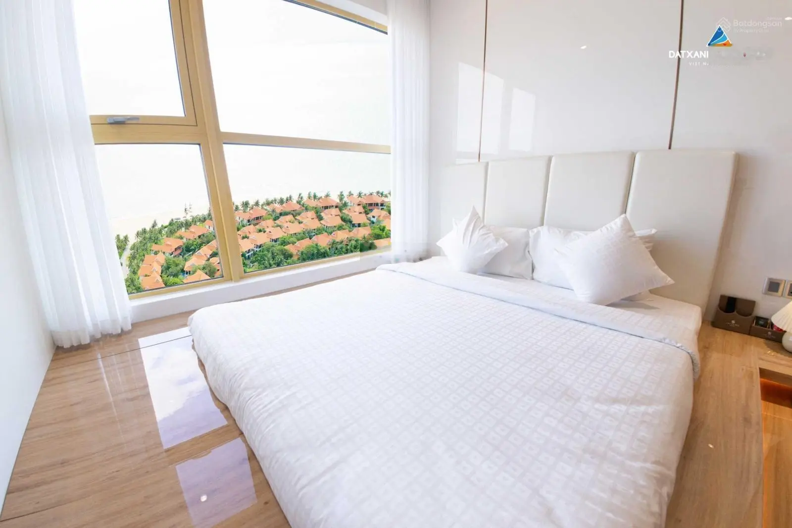 Bán căn hộ Landmark Tower Đà Nẵng, căn 2PN - DT 82.5m2 - tầng cao - View siêu đẹp