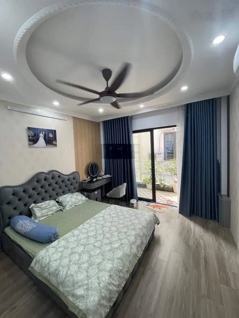Thiết kế hiện đại, an ninh, hẻm xe hơi nguyễn thị thập gần chợ tân mỹ, 4.3x12.6m, 4 tầng, 7 tỷ 6