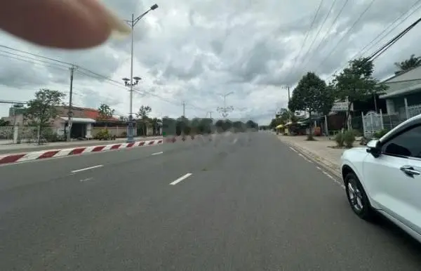 Bán đất mặt tiền Trường Chinh mới