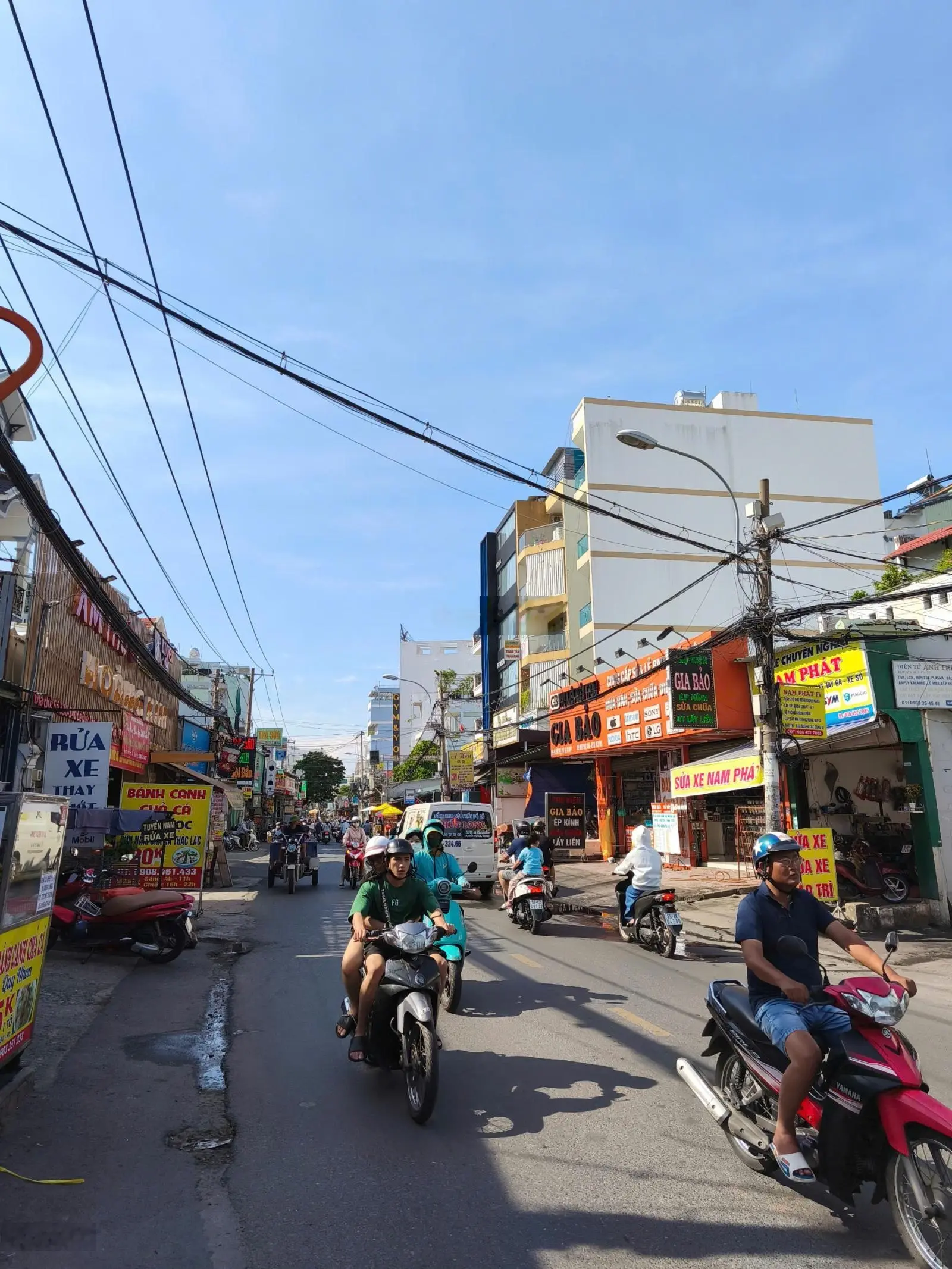 Siêu phẩm nhà phố HXH 6m Lê Đức Thọ, P17, DT: 6.3x14m, KC: 2 Tầng, GIÁ: 10.5 Tỷ
