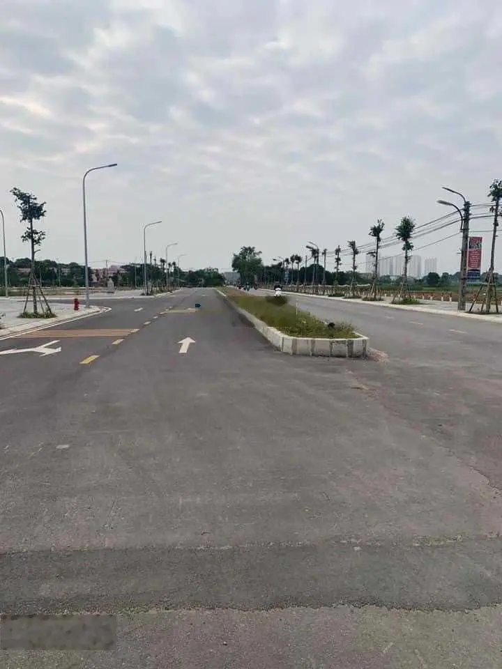 Bán đất TĐC Bộ Công An - Mai Hiên - Đông Anh. DT 56m2, view vườn hoa.