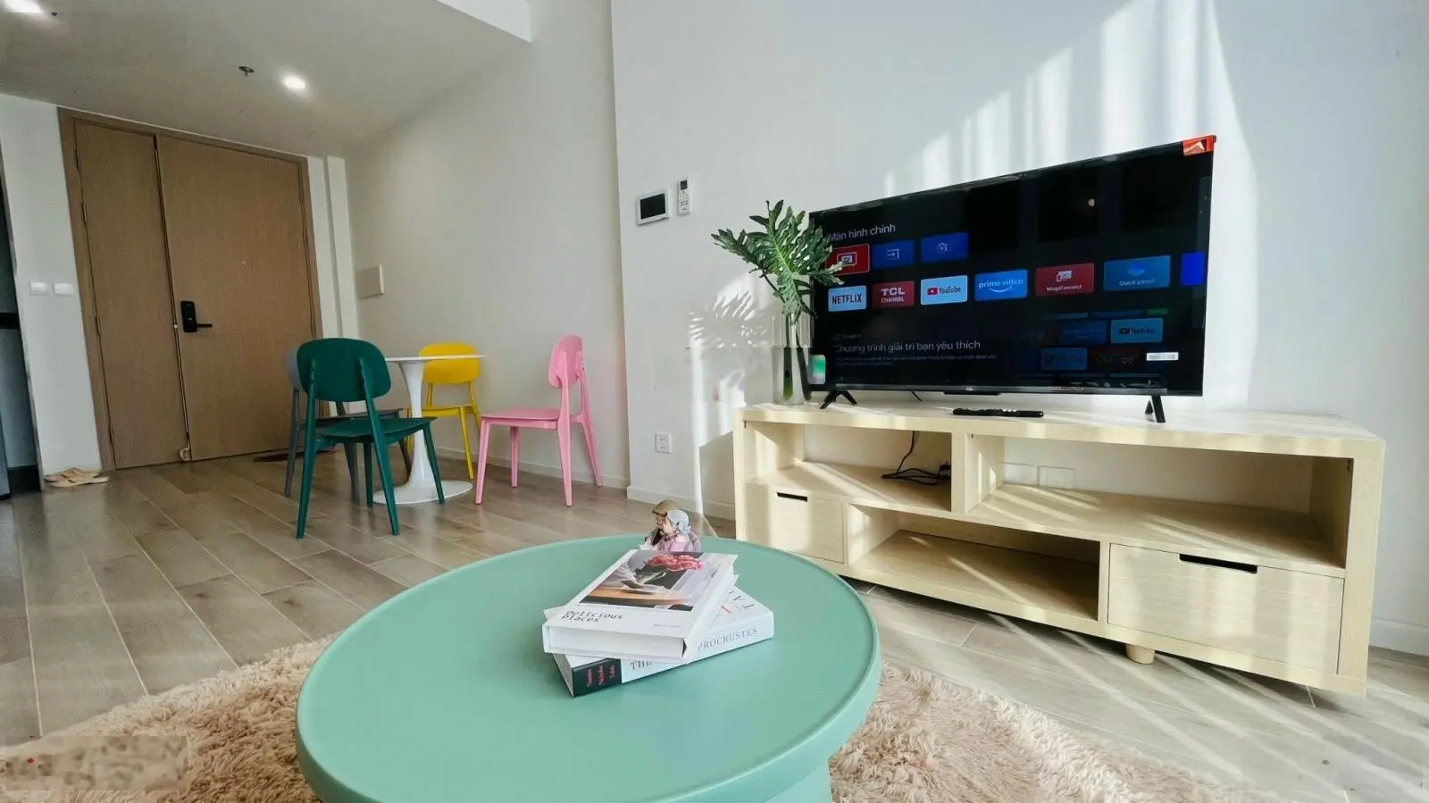 Sang lỗ bán gấp căn hộ 2PN2WC full nội thất cao cấp view thoáng đẹp tại Masteri Centre Point Q9