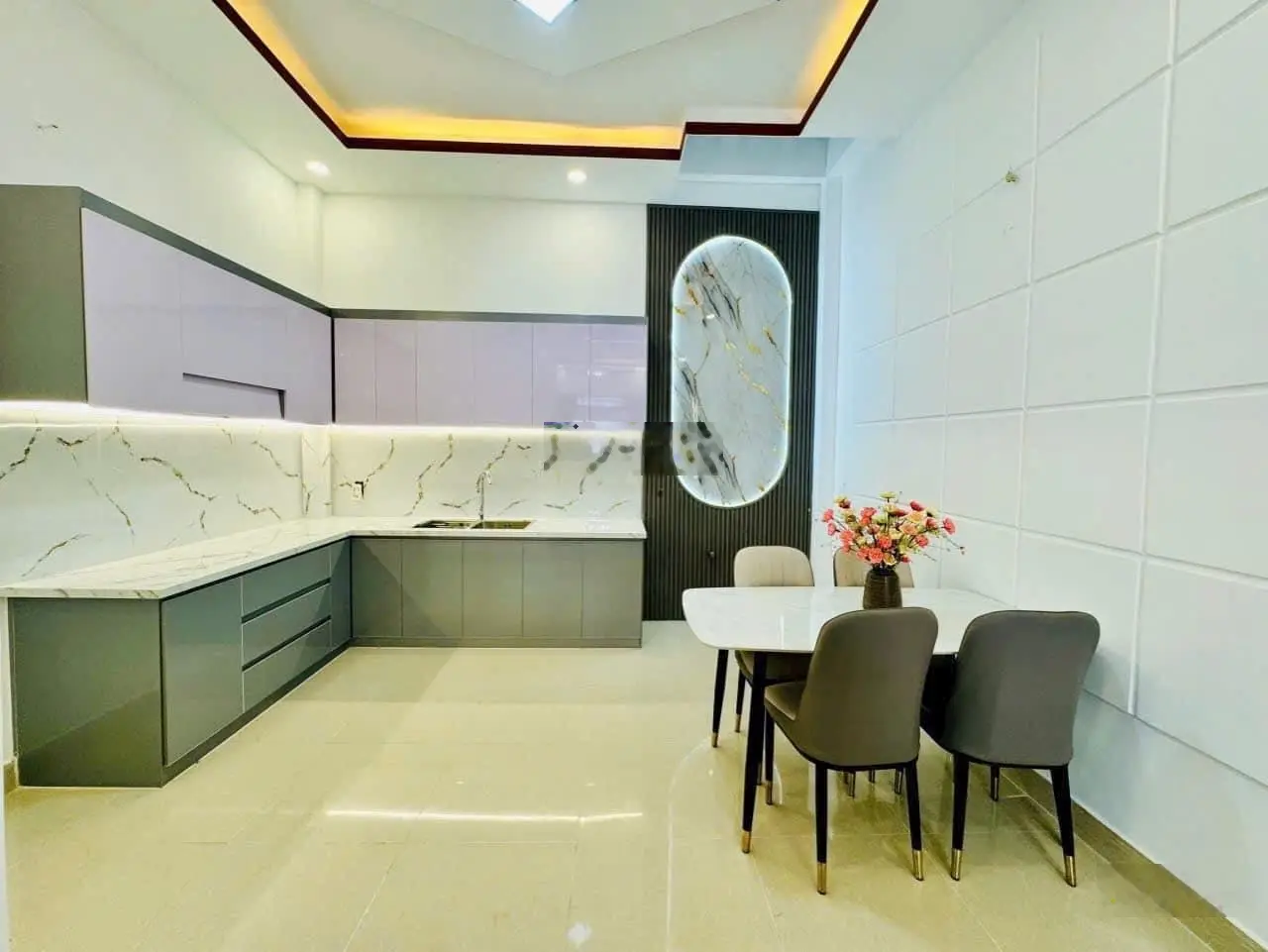 Nhà đẹp 1 lầu đường thông gần chợ Thạnh Xuân