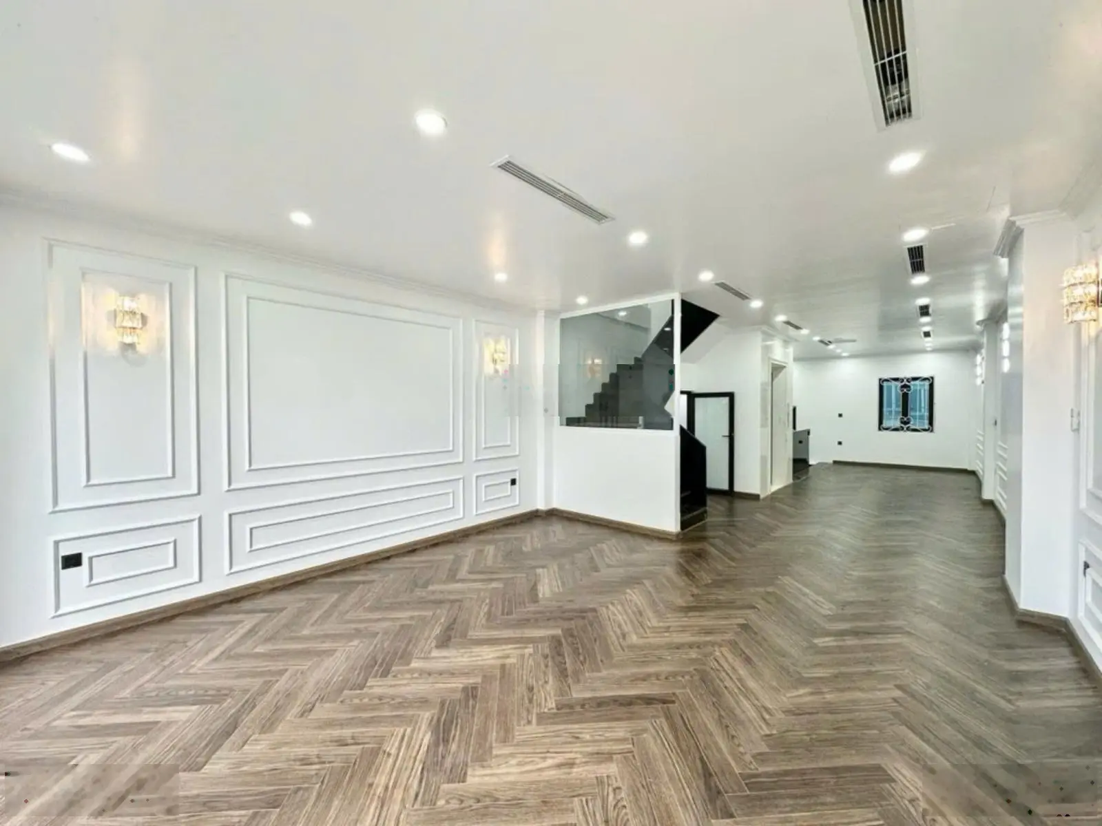 Chính chủ bán nhà Ngọc Thụy khu hiếm nhà bán DT 75m2 MT 5m, đường ô tô tránh, mặt tiền kinh doanh