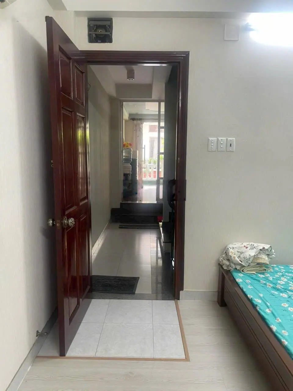 Cơ Hội Vàng! Bán Nhà Đẹp Tại HXH Hoàng Hoa Thám, P.5, Bình Thạnh! Diện Tích:4,5 x 13,3m. 4 tầng.8PN
