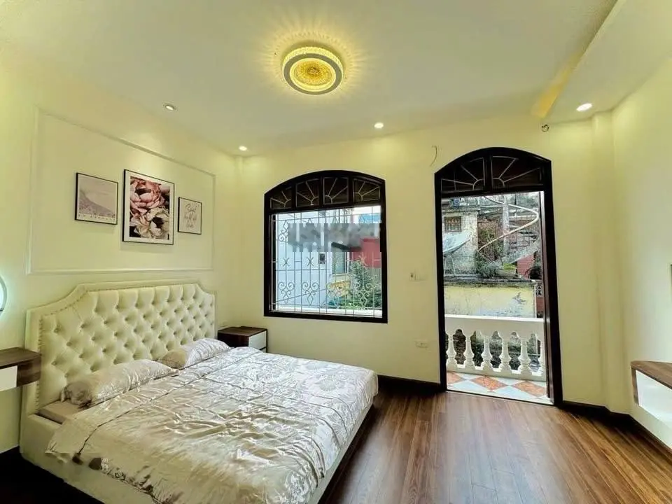 Bán nhà riêng 5 tầng, 4PN, 4WC, 55m2, giá 9 tỷ tại Phố Hoàng Cầu, Đống Đa, Hà Nội