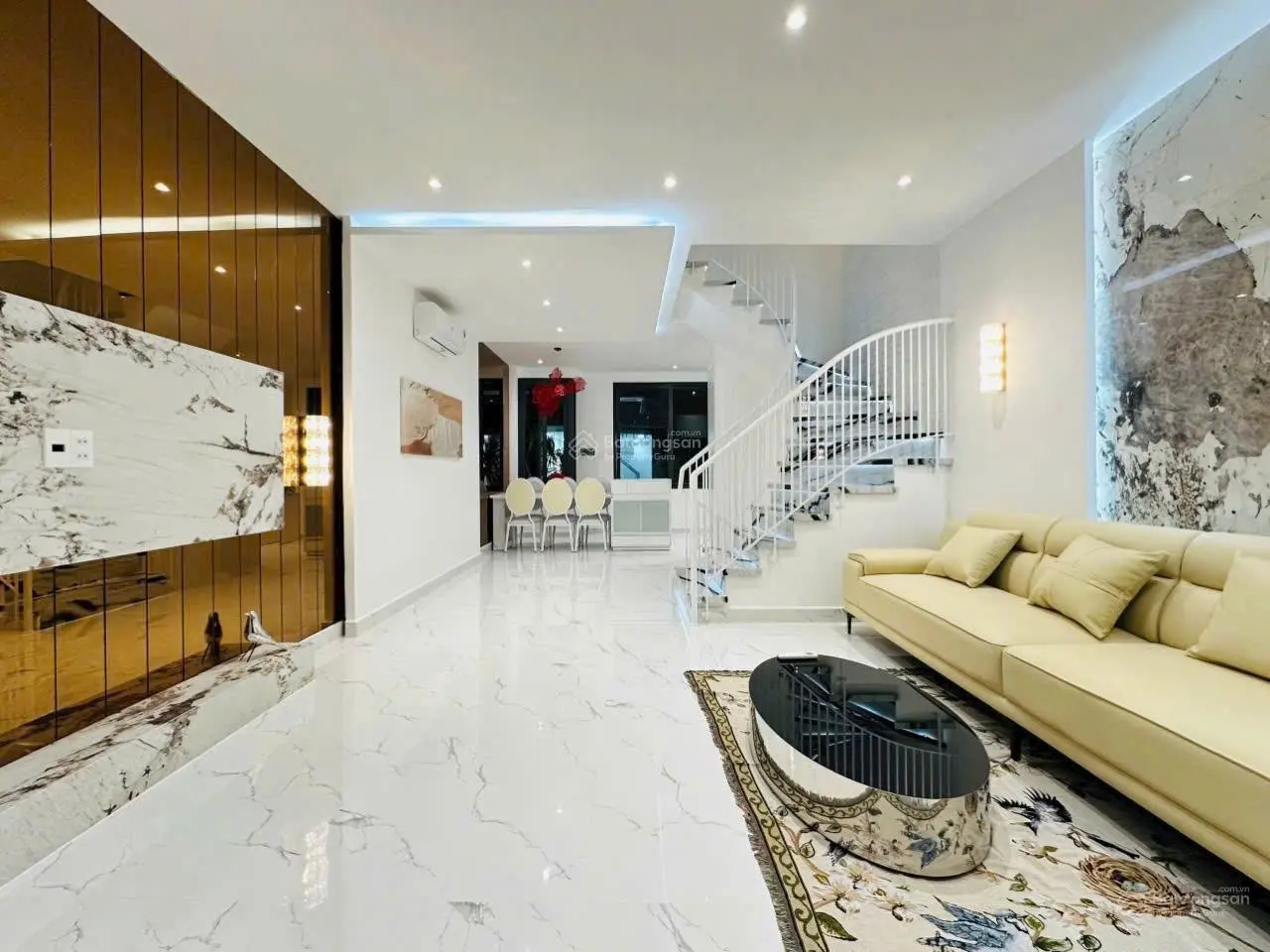 Gấp gấp! Bán nhà 42m2 giá 2tỷ290 đường Tám Danh P. 4 Quận 8 sổ riêng chính chủ LH 0347510767 Thương