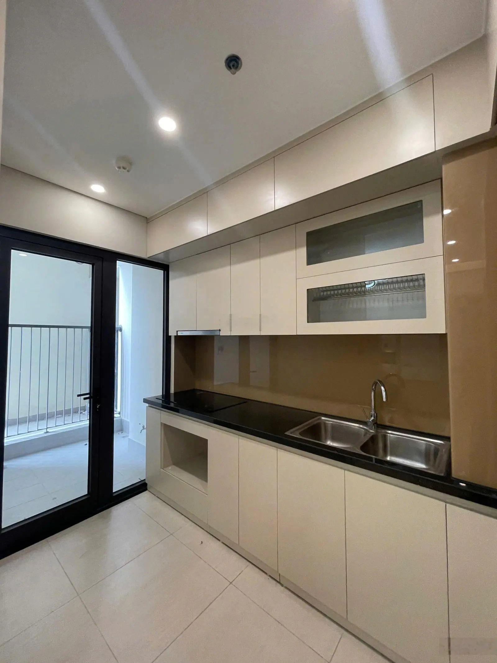 Hàng hiếm giá đầu tư! Bán căn hộ chung cư 2PN DT 66m2 tại tòa Moonlight 1