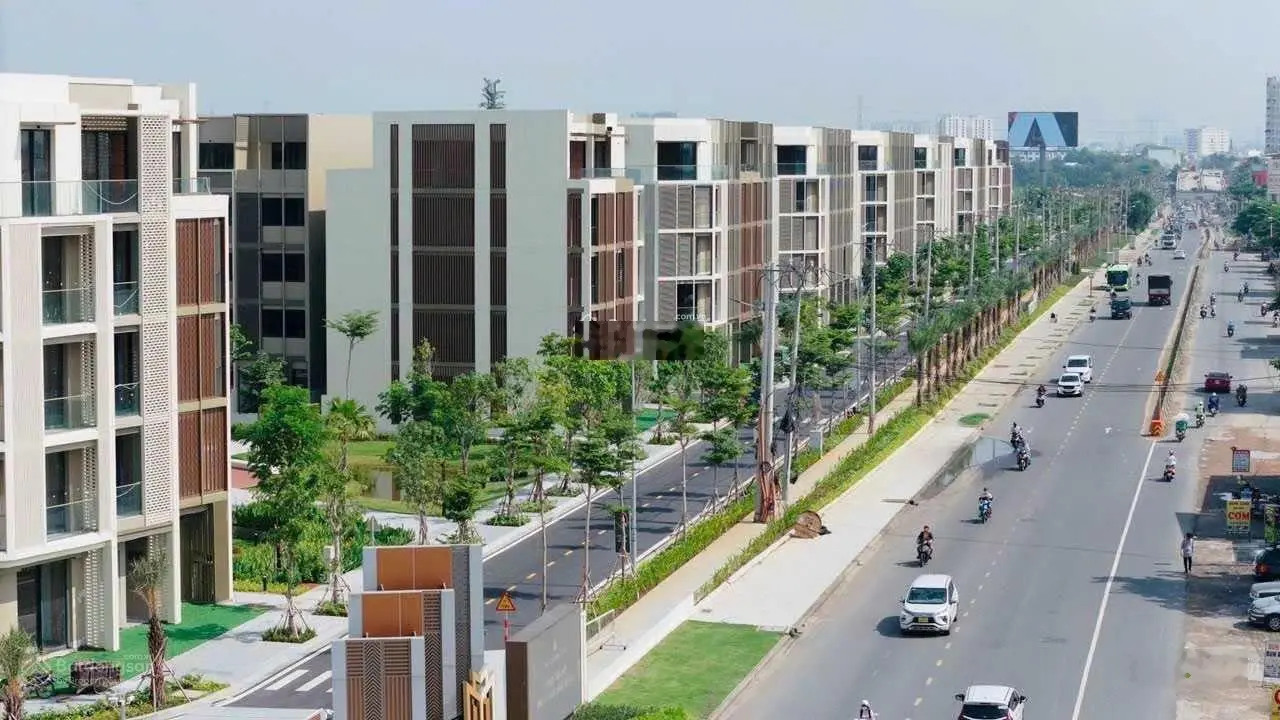 Bán lô góc 187,5m2 Đỗ Xuân Hợp đối diện Global City, 8x25m sổ cá nhân, XD 1 hầm 5 tầng gần 49 tỷ TL
