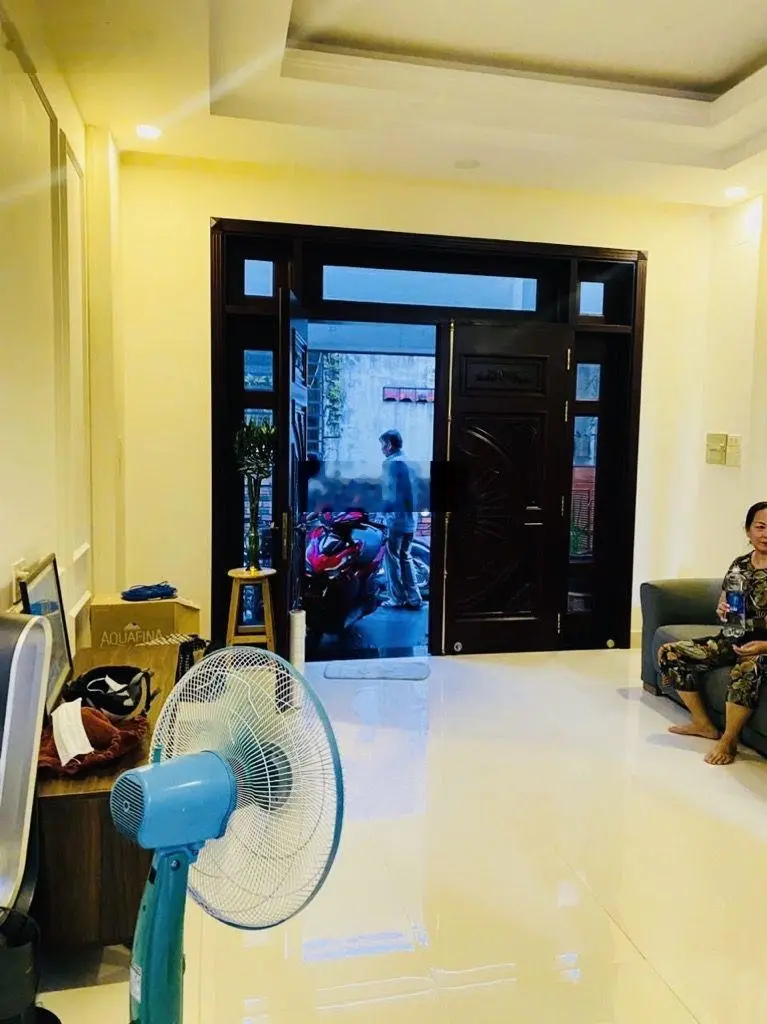Bán nhà q2, nguyễn thị định, 60m2 , 4 tầng, hẻm 4m, 6.9 tỷ