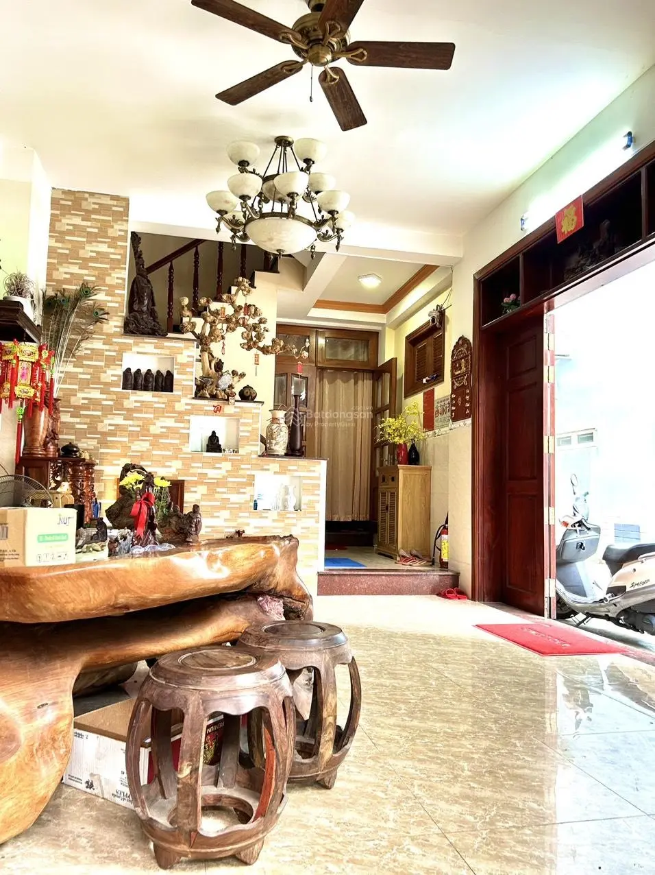 Bán nhà Mặt Tiền Ngô Quyền Q5 ,DT:5x18m ,5 tầng mới giá 26 tỷ (LH KIM )