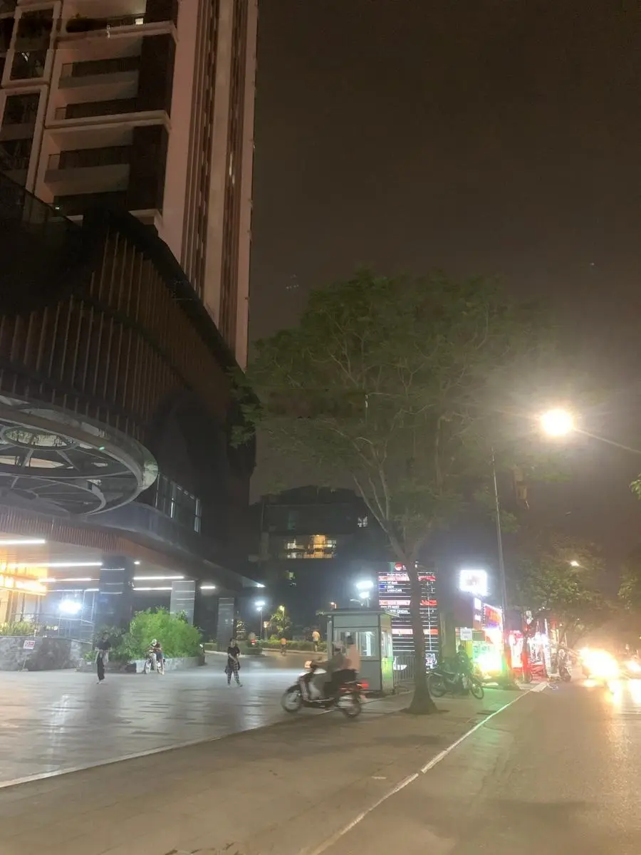 Nhà mặt phố kim ngưu - sổ đỏ - xác định bán đất - giá chỉ hơn 300tr/m2