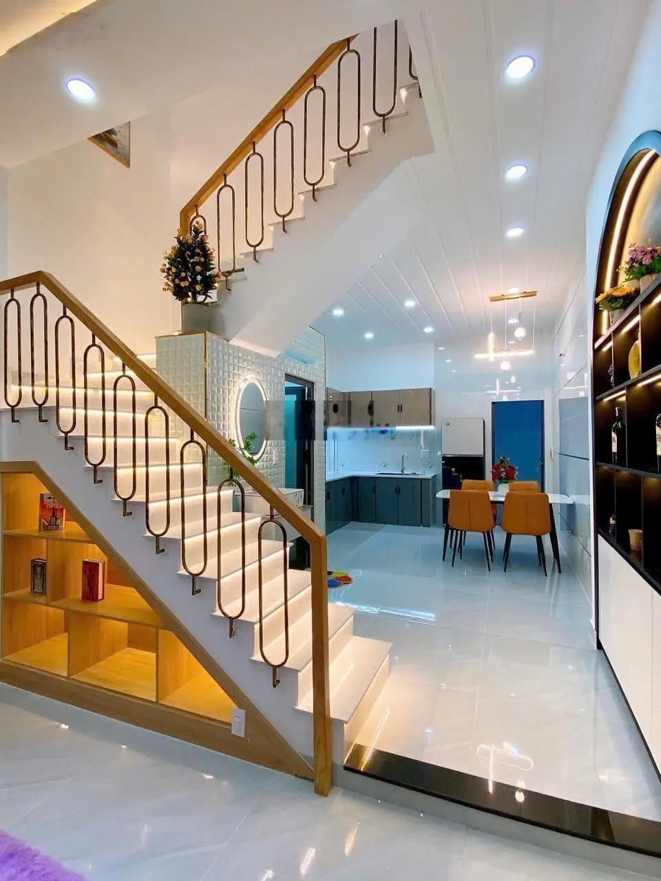 Kẹt tiền cần bán nhà đường Đặng Văn Mây, Tân Đông Hiệp, Dĩ An, sổ riêng 120m2