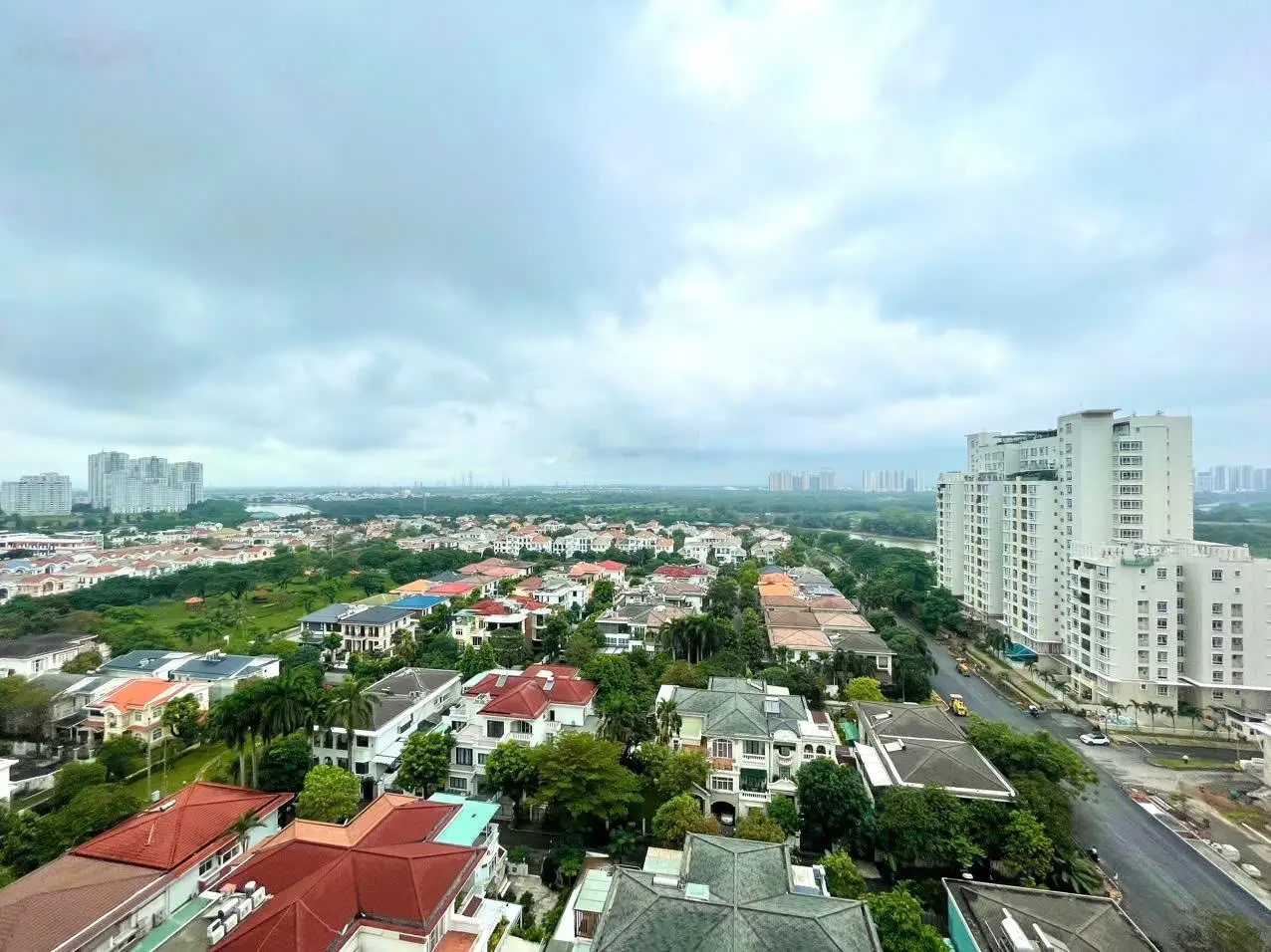 Bán căn hộ Hưng Phúc Happy Residence 2PN - 78m2 view biệt thự giá 5.4 tỷ. Lh 0933 233 *** ngọc hân