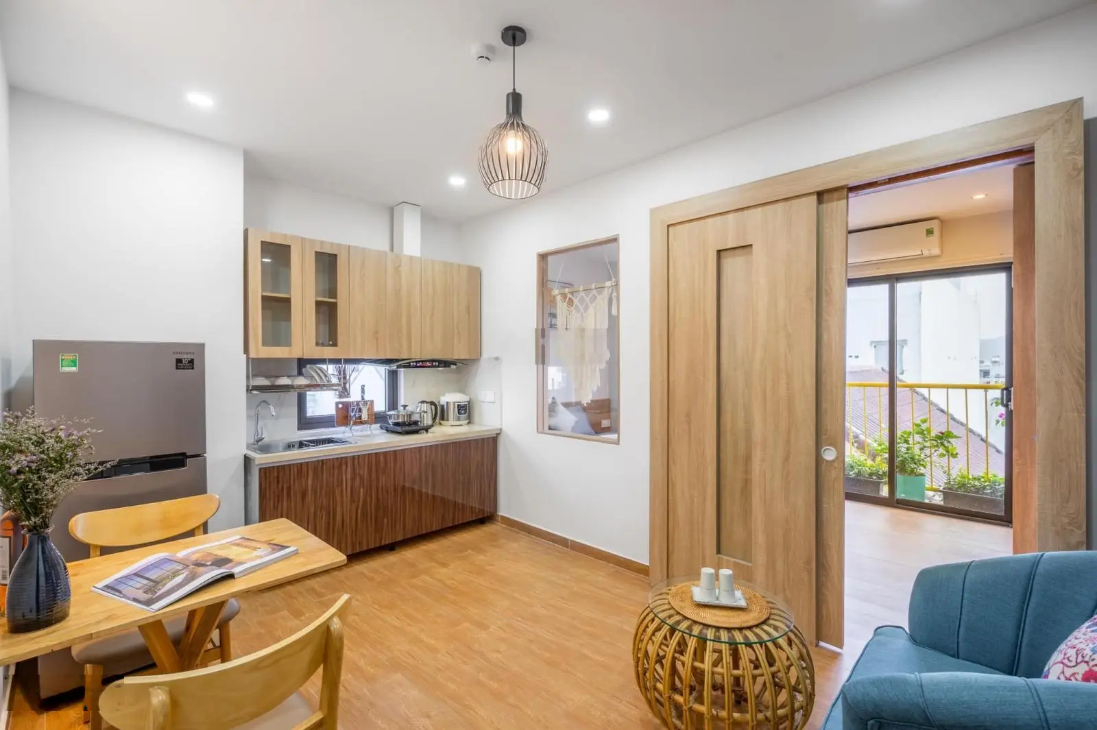 Bán tòa căn hộ cao cấp dòng tiền khủng có hồ bơi view ngắm trọn thành phố Đà Nẵng, giá chỉ 2x tỷ