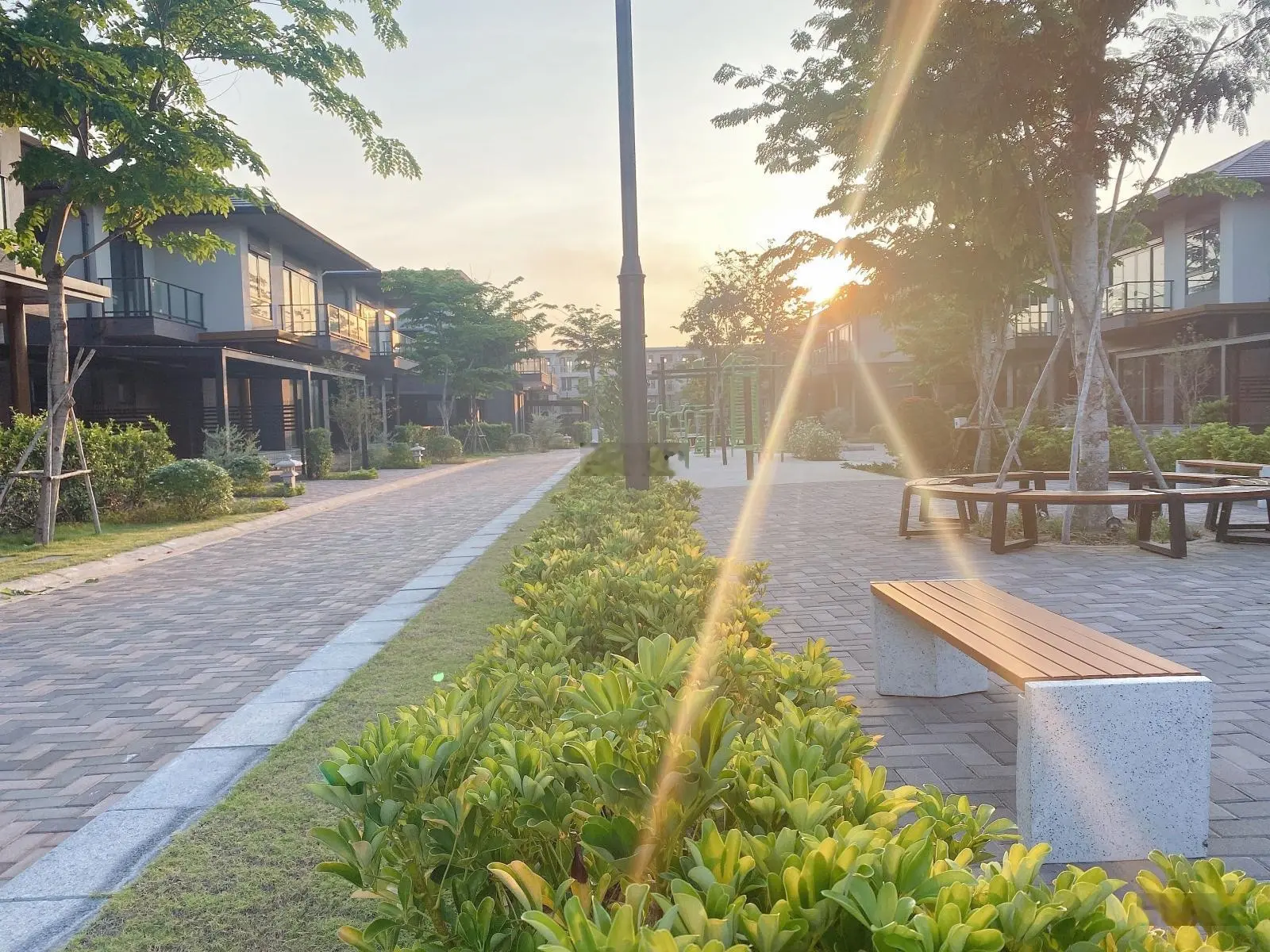 Bán căn biệt thự số nhà 09, giá: 11,1tỷ gốc từ CĐT Nam Long, LH: 0902 830 ***, TP, Waterpoint Bến Lức