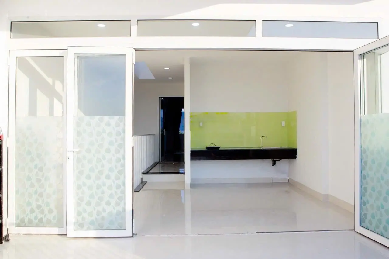 Bán nhà 3 tầng Gói 2 KĐT Mỹ Gia, đường rộng 16mét, giá rẻ chỉ 5tỷ5 nhà mới đẹp / Alo Em Thư
