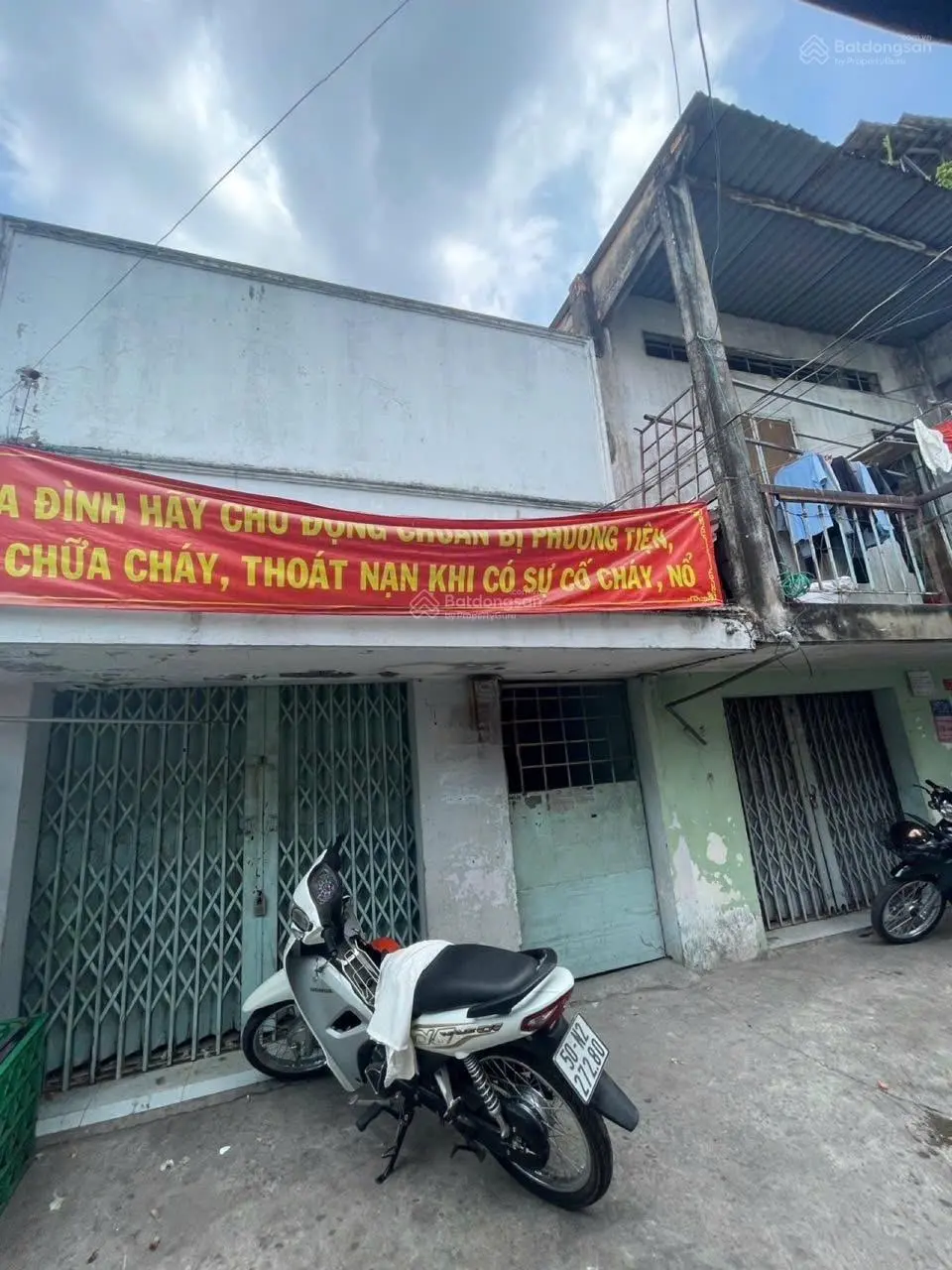 Gấp bán giảm gần 1 tỷ - Nhà vài bước ra chợ An Dương Vương Q6 - 4,2x15m - nhà cấp 4 đang dãy trọ