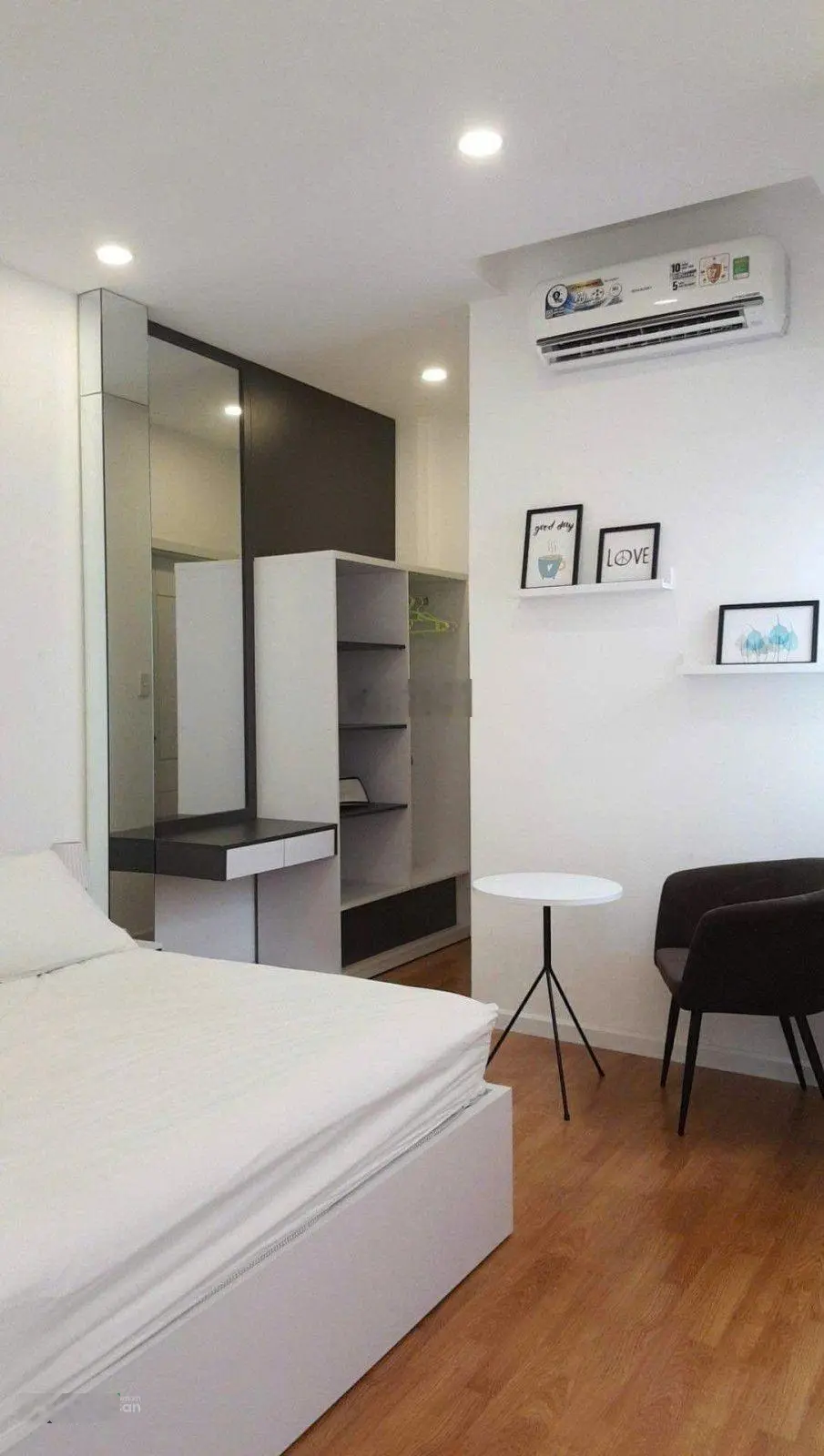 Hiếm! Nhà 6 tầng HXH Lê Văn Sỹ,50m2( 4x13M ),7PN,sổ vuông,hoàn công đầy đủ.Nhỉnh 12 tỷ