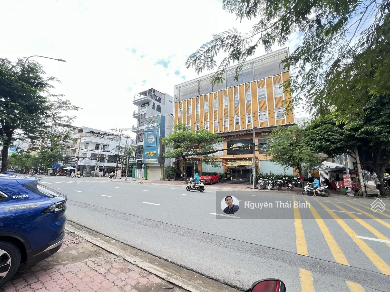 Nhà mặt tiền vỉa hè lớn, kinh doanh sầm uất. dòng tiền 50tr/tháng . đinh bộ lĩnh bình thạnh.