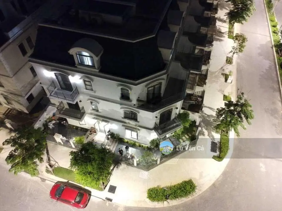 Nhà phố liền kế view hồ giá hot 18 tỷ, LH 0907 860 ***
