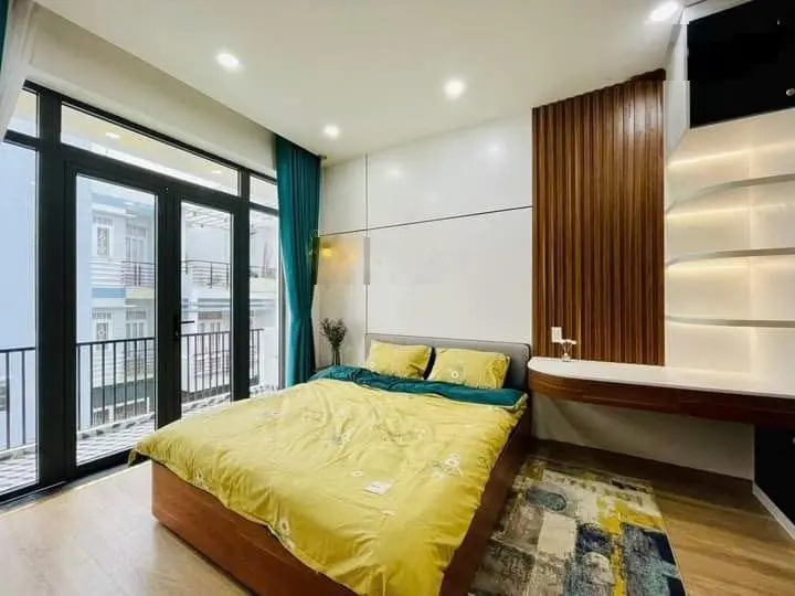 Cần bán gấp nhà 60m2 giá 2tỷ9 tại Bình Chánh shr đang cho thuê 8tr/tháng còn tl cho ai thiện chí