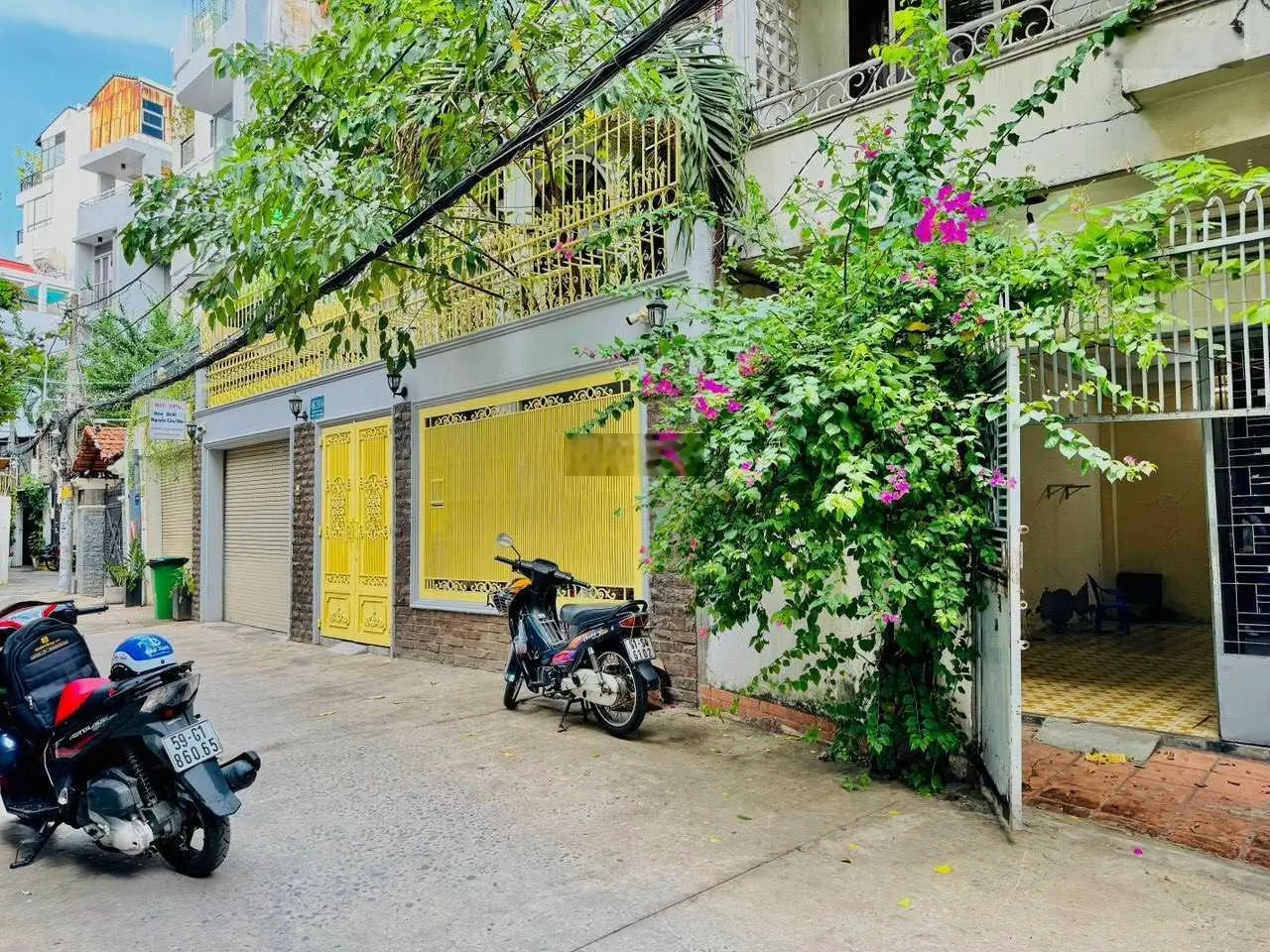 Nhà C4 HXH Nguyễn Cưu Vân 5x14m vuông vức công nhận 70m2 XD mới trệt 4 lầu ST vị trí ngay Quận 1