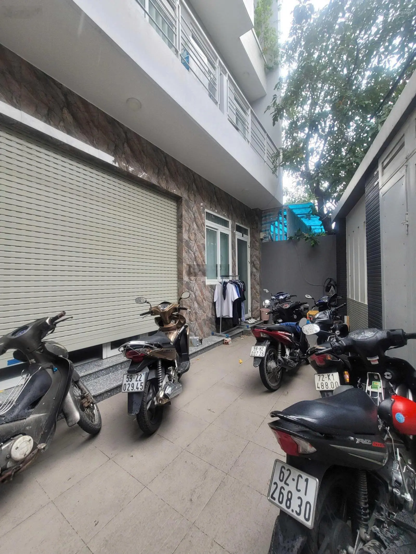 CHDV có 27phòng thu nhập 80tr/th, gồm 5 tầng có sân thượng DT 260m2 ngang 8.9m ngay CĐ Công Thương