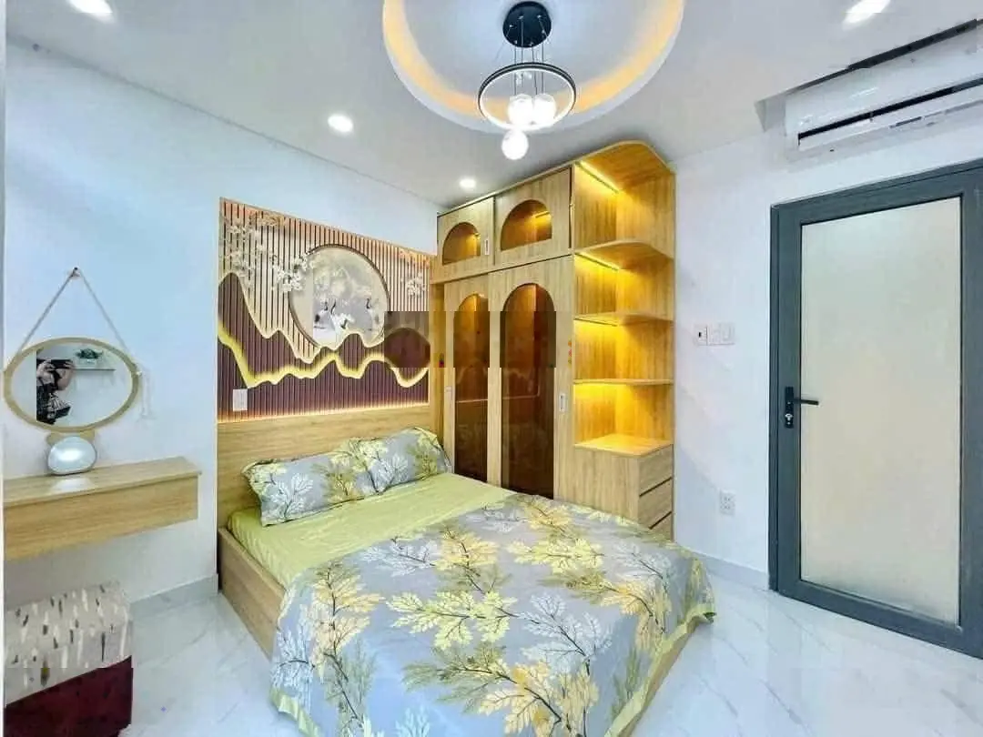 Chính chủ cần bán gấp nhà Mai Văn Ngọc, P10, Phú Nhuận, giá 2tỷ940, DT 67,2m2, HĐ thuê 18tr/th
