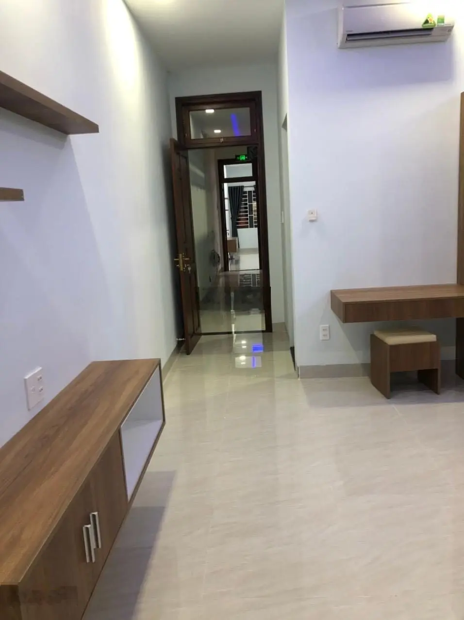 Nhà đẹp 3 tầng mái đúc sàn đúc đất 5x20m hướng Đông 6PN, giá 7,5 tỷ thương lượng chính chủ