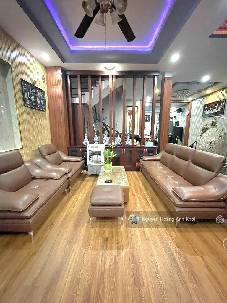 Cần bán nhanh nhà 4 tầng, 90m2, ngay ga Metro, Đặng Văn Bi, 8.7tỷ