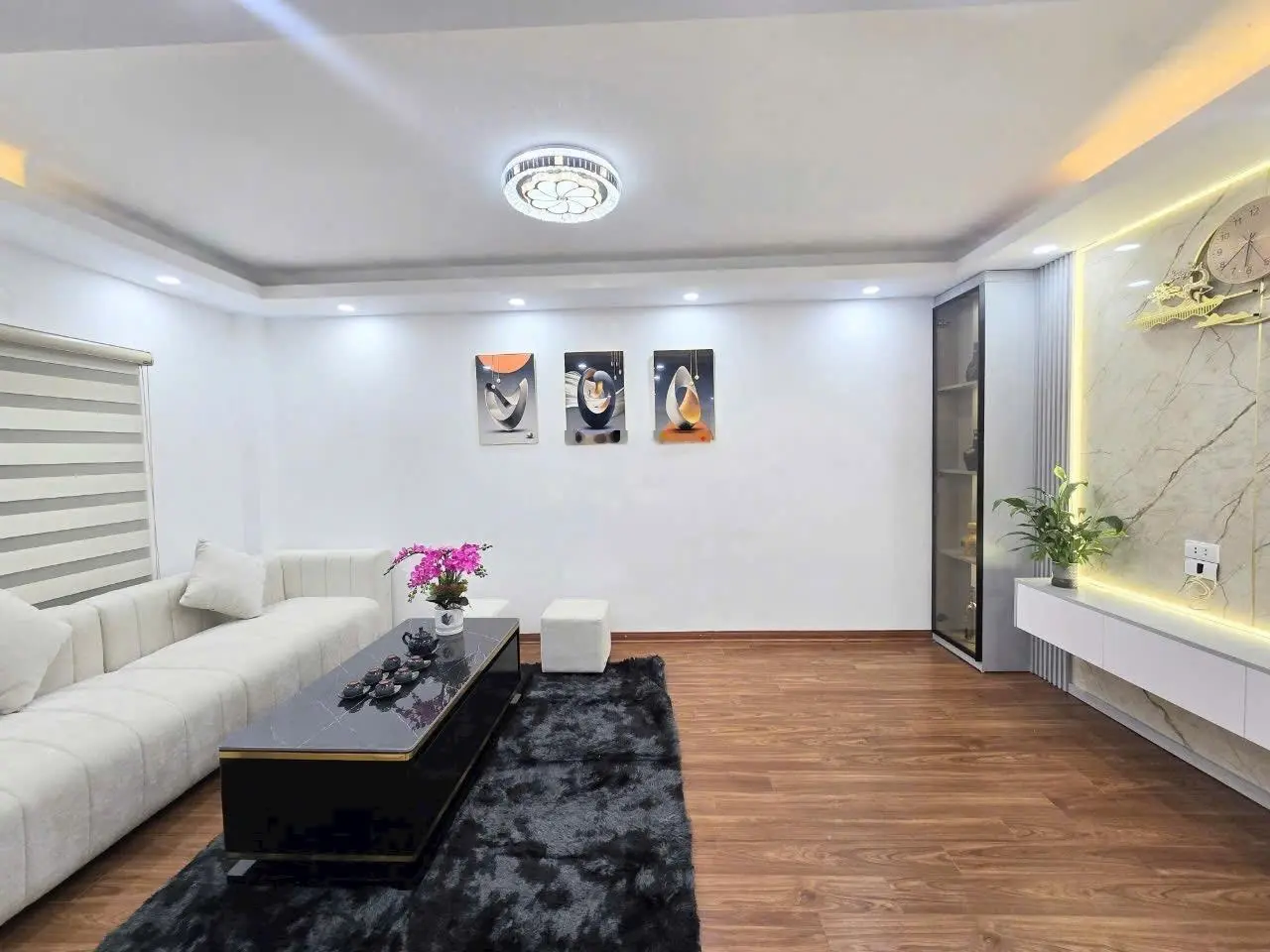 Cần bán nhà vĩnh ninh vĩnh quỳnh mới kingkoong full nội thất