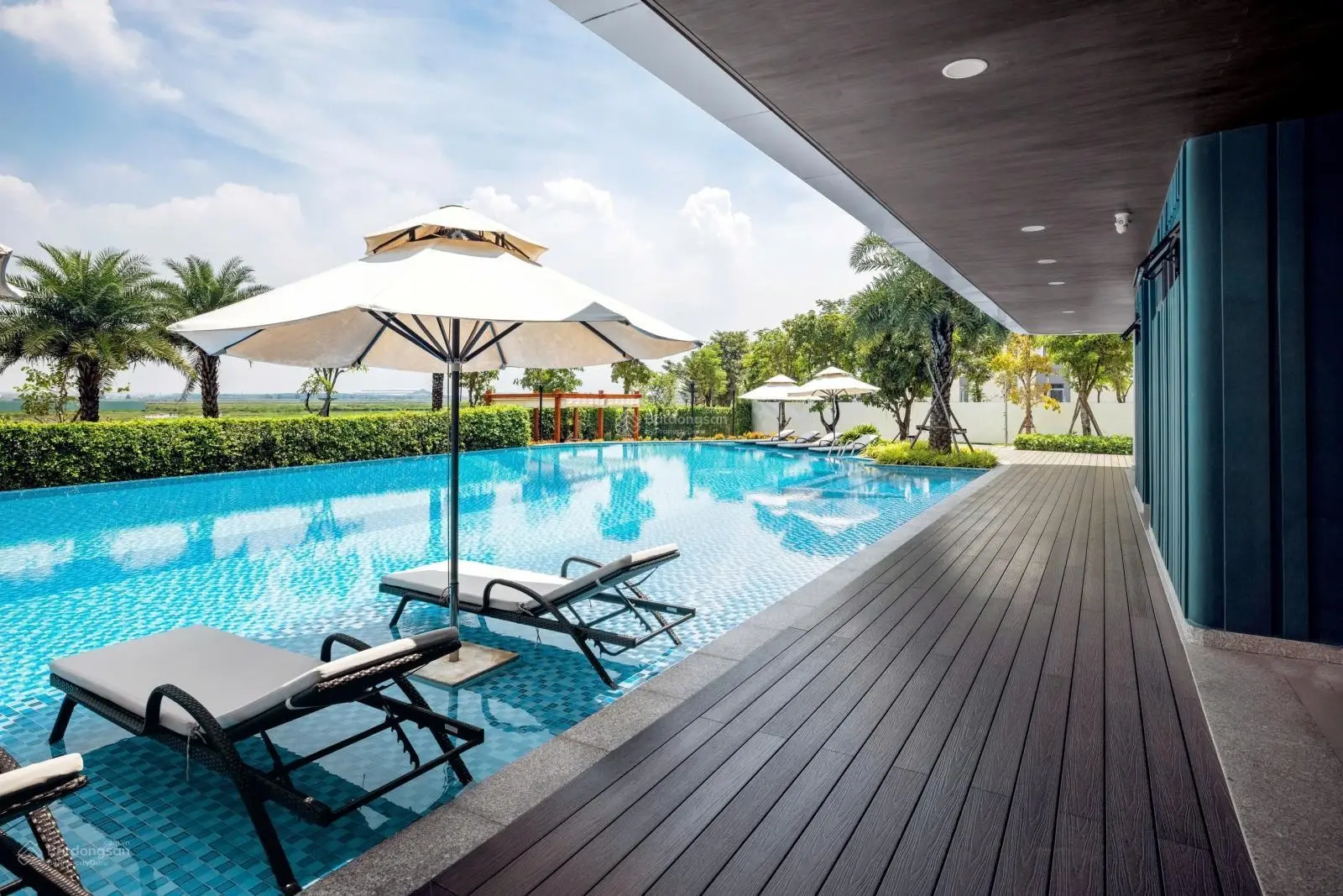 Cần bán nhà phố 160m2 tại Aqua City